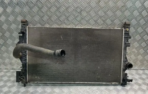 Opel Astra J Coolant radiator 13480872