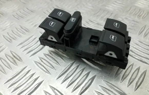 Volkswagen PASSAT B7 Electric window control switch 1K4959857B