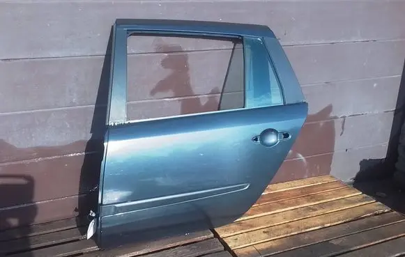 Renault Laguna II Rear door