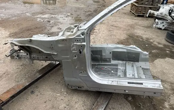 Ford Mustang VI Front quarter panel FR3Z6310463A PR3Z6310463A