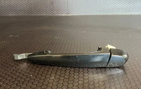 BMW X1 E84 Front door exterior handle 242687