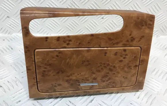 Cup holder front