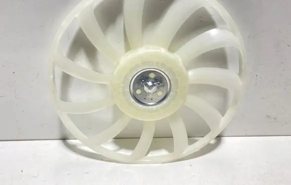 Toyota Prius (XW50) Viscous fan 1636137110