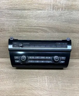 BMW 5 F10 F11 Climate control unit 9241238