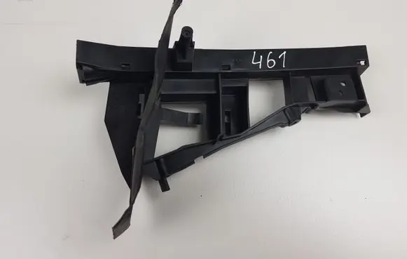 Rear door exterior handle/bracket