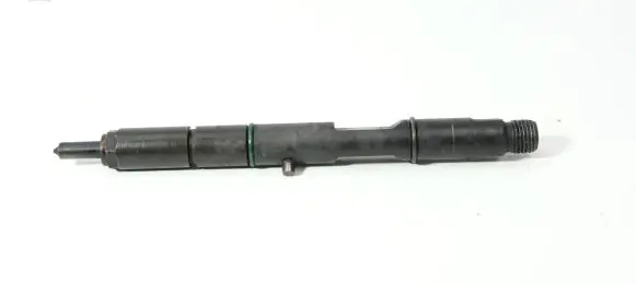 Audi A4 S4 B5 8D Fuel injector 059130201E