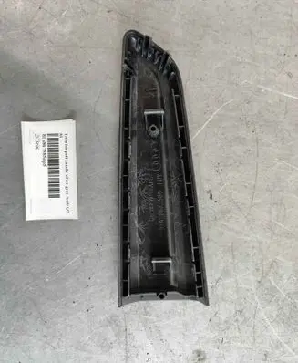 Audi Q2 - Front door handle cover 81a867585np5