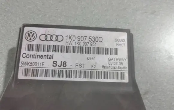 Skoda Octavia Mk2 (1Z) Gateway control module 1K0907530Q 5WK50011F 1K0907951