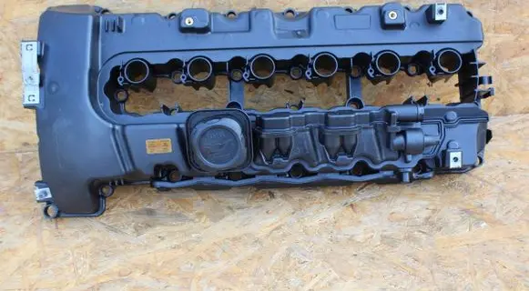 BMW 3 E90 E91 Rocker cam cover 7565284