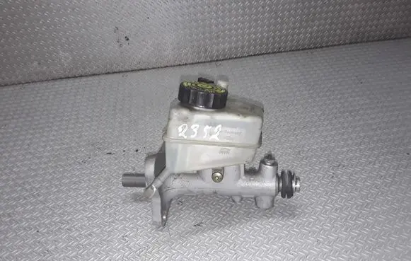 Mercedes-Benz C W203 Master brake cylinder