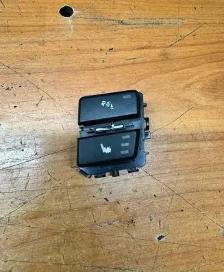 BMW 5 E60 E61 Seat heating switch 915907702
