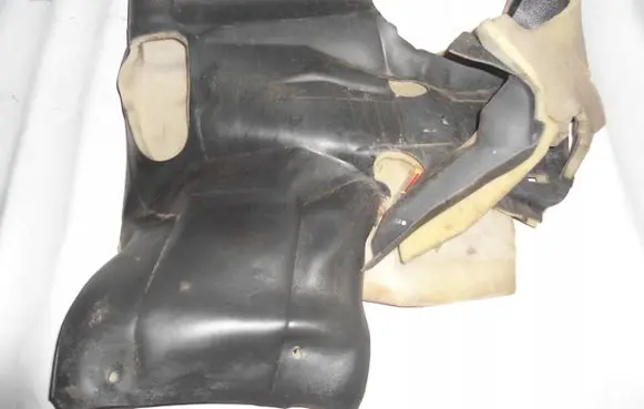 Chevrolet Corvette C5 ABS pump bracket 
