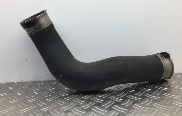 BMW 5 F10 F11 Intercooler hose/pipe 7810615 11279412 781061501