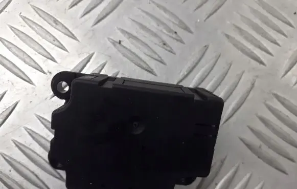 Peugeot 307 A/C air flow flap actuator/motor 