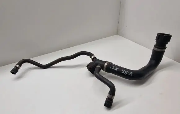 BMW X5 E53 Engine coolant pipe/hose 7500746