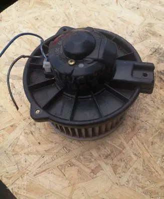 Mitsubishi Carisma Heater fan/blower 194000 049060