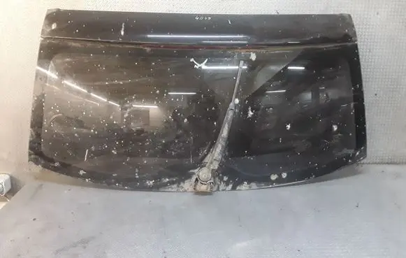 Volkswagen Touareg I Opening tailgate glass 