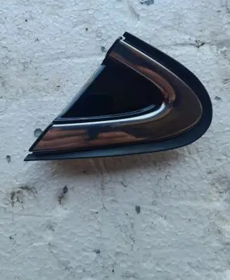 Lexus RX 450H Fender end trim 6011848030