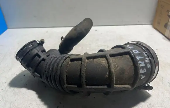Opel Vectra C Air intake hose/pipe