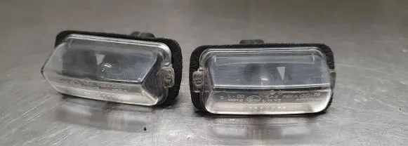 Toyota Yaris Number plate light L11YS