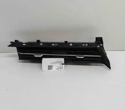 Audi Q4 Sportback e-tron Dashboard air vent grill cover trim 89C820951A
