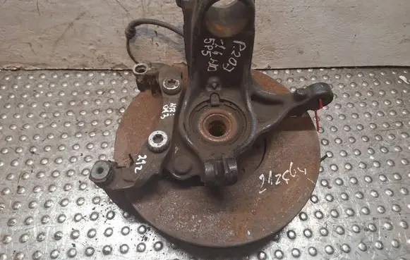Peugeot 207 Front wheel hub spindle knuckle S17986013 5P5