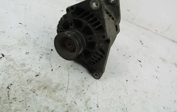 Audi A4 S4 B5 8D Generator/alternator 058903016B