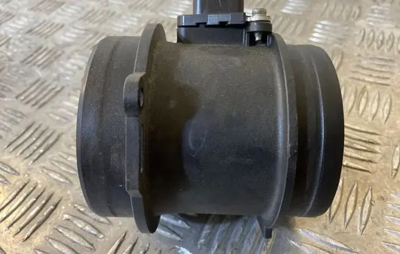 Audi A4 S4 B9 Mass air flow meter 059906461S