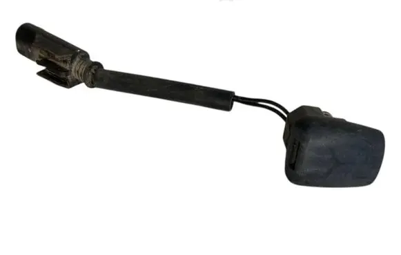 BMW 5 E60 E61 Windshield washer spray nozzle 7132969
