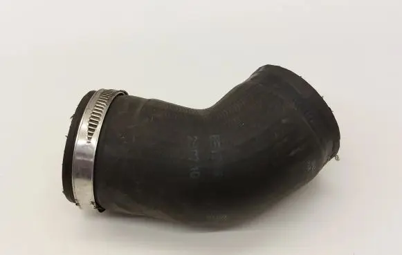 Volkswagen Tiguan Intercooler hose/pipe 1K0145838AG