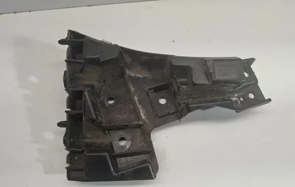 Volvo V60 Front bumper mounting bracket 31323832