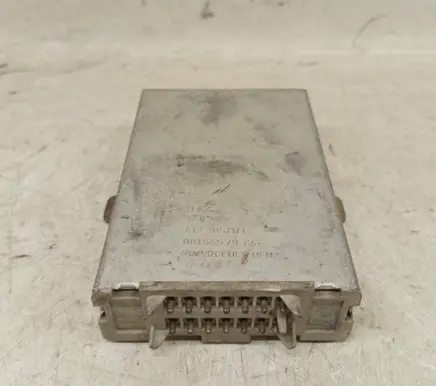 Mercedes-Benz W123 Cruise control unit/module 0015457932 A0015457932 412.205.1-1