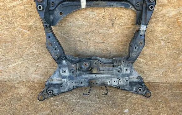 Volvo XC60 Front subframe 32315338 C250571