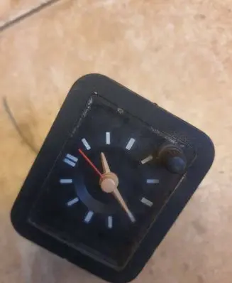 Ford Sierra Clock 83BB15000B2B 4D09 19064
