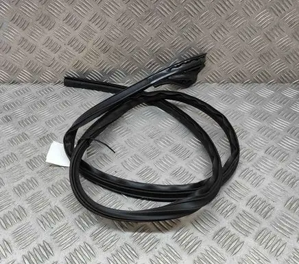 Tesla Model Y Rubber seal front coupe door 149767700B