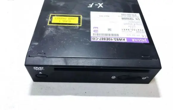 Jaguar XF Navigation unit CD/DVD player aw8310e887cb aw83-10e887-cb