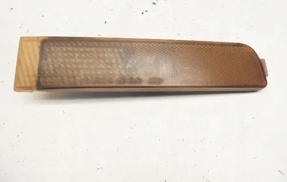 Pontiac Trans Sport Front reflector 16517368