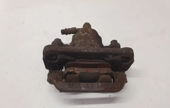 Nissan Juke I F15 Rear brake caliper