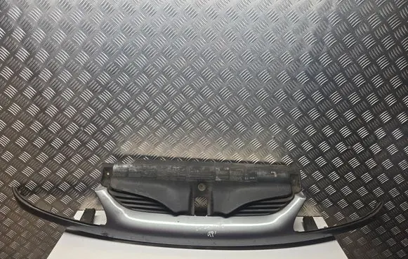 Renault Laguna I Front bumper upper radiator grill 7700419766 416902