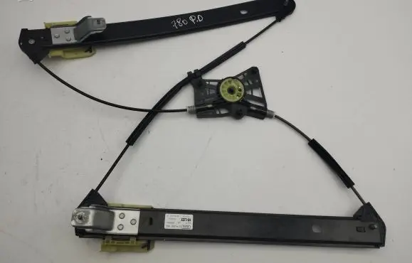 Audi Q2 - Front window lifting mechanism without motor 81a837462