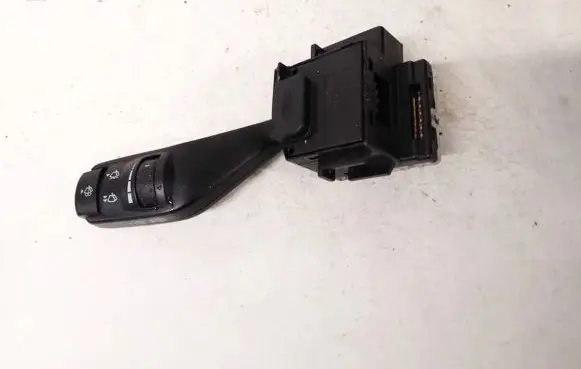 Ford Focus Wiper control stalk 17d940