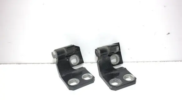 Jeep Renegade Rear door upper hinge A048903