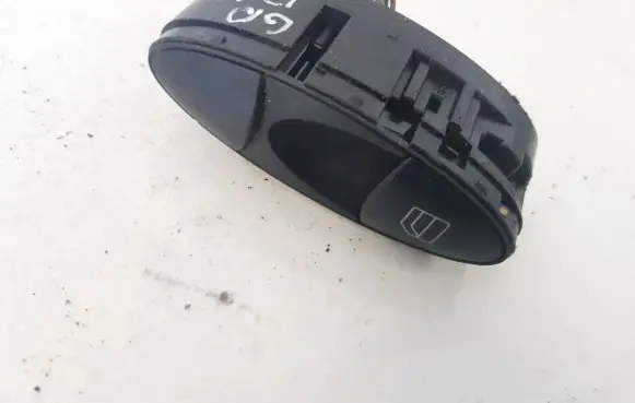 Mercedes-Benz E W211 Electric window control switch A2118218651