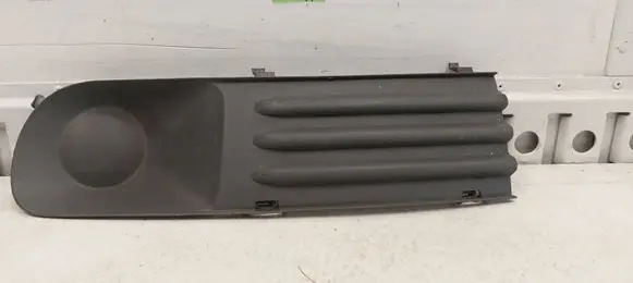 Volkswagen Transporter - Caravelle T5 Front bumper lower grill 7H0807489