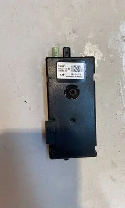 BMW 4 F32 F33 Aerial antenna amplifier 9231178 10859410