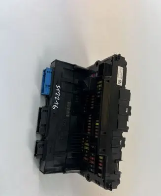 BMW 5 F10 F11 Fuse box set 016704871