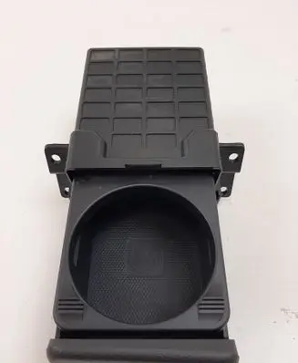 Isuzu D-Max Cup holder 