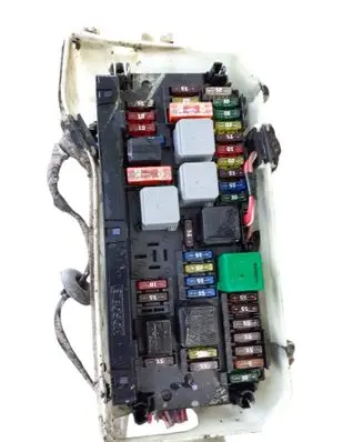 Mercedes-Benz E C207 W207 Fuse box set