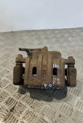 Mitsubishi Outlander Front brake caliper 