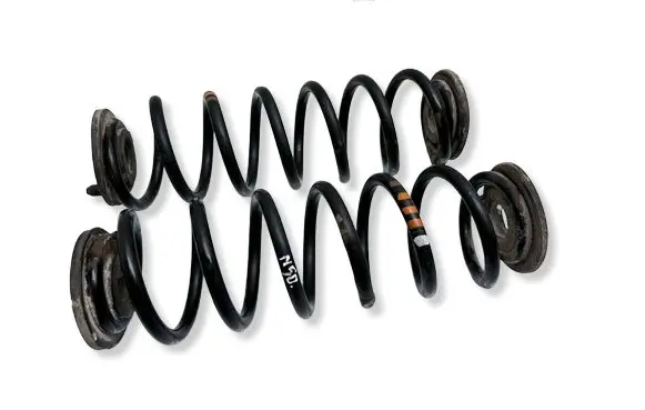 Volkswagen Touran I Rear coil spring 